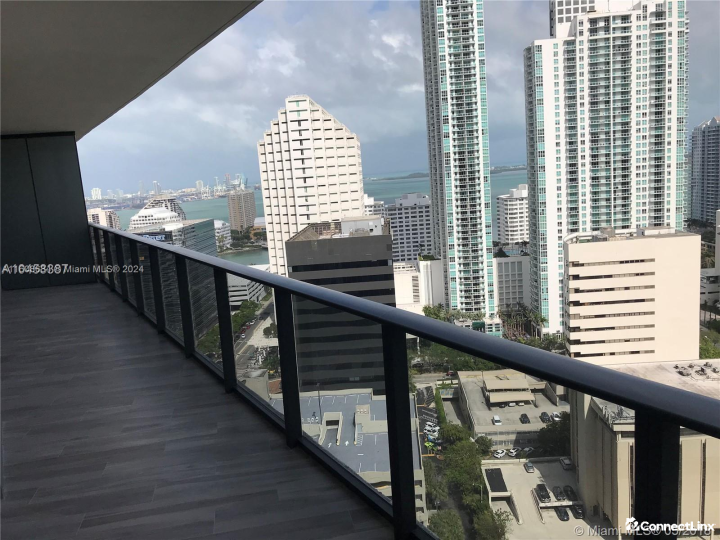 2 bed Condo in Miami