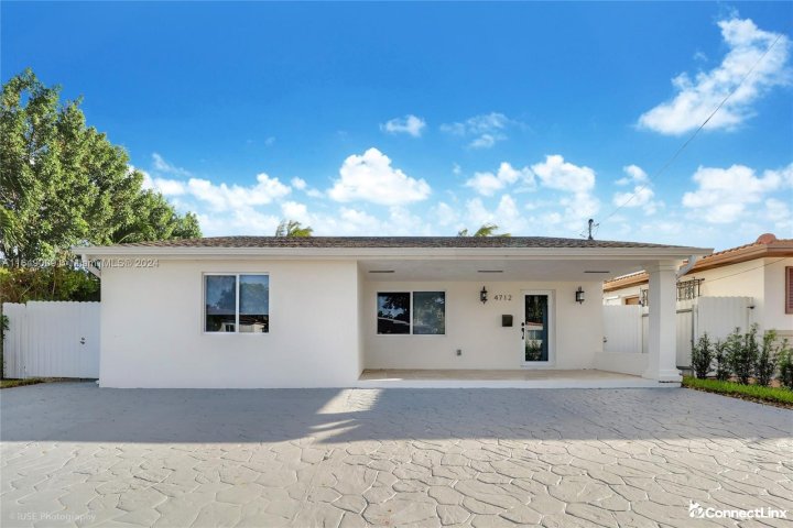 3 bed House in Coral Gables
