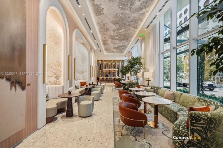 2 bed Apartments in Miami