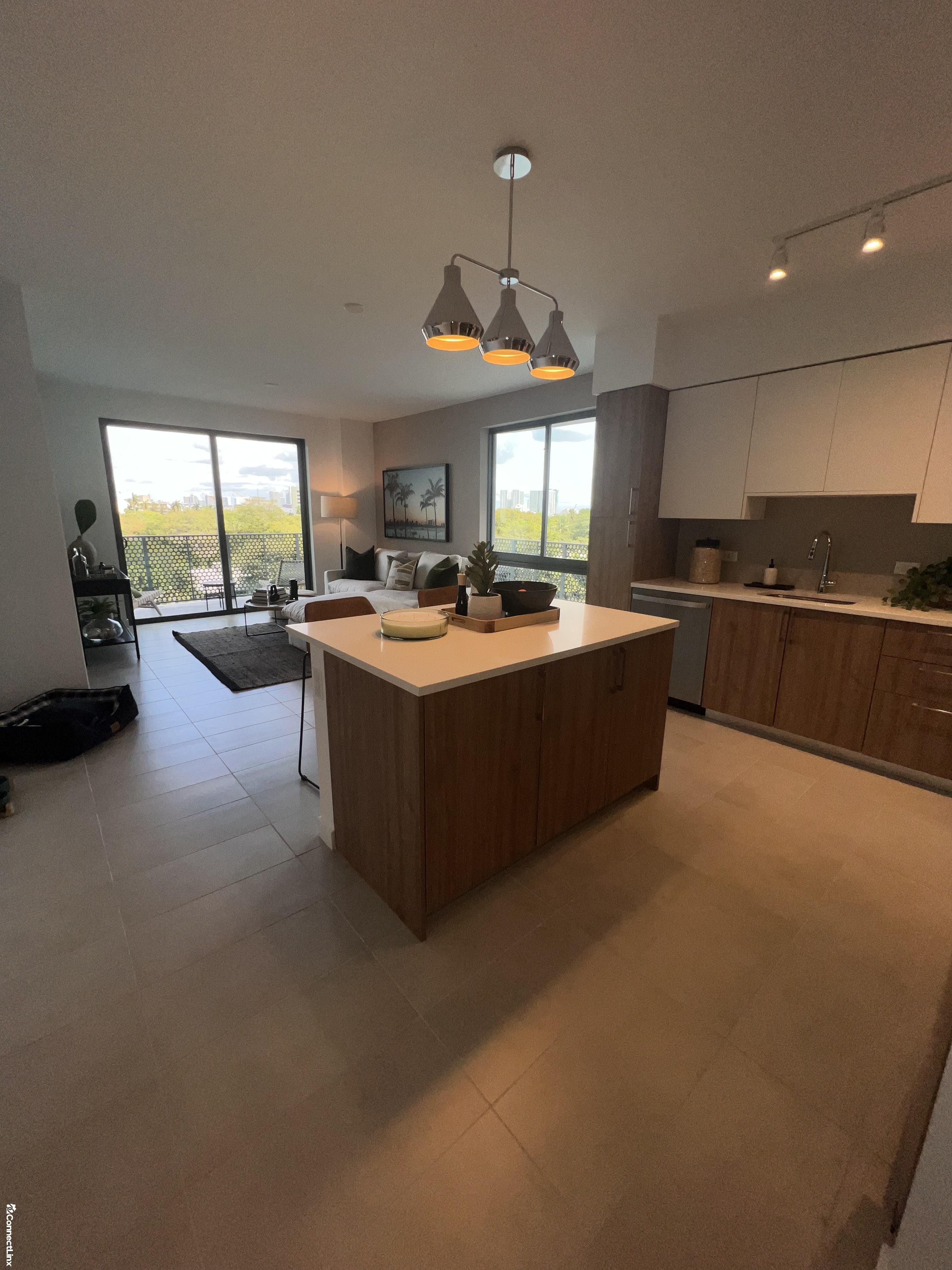 Photo 6 of 1 bed apartment in Miami