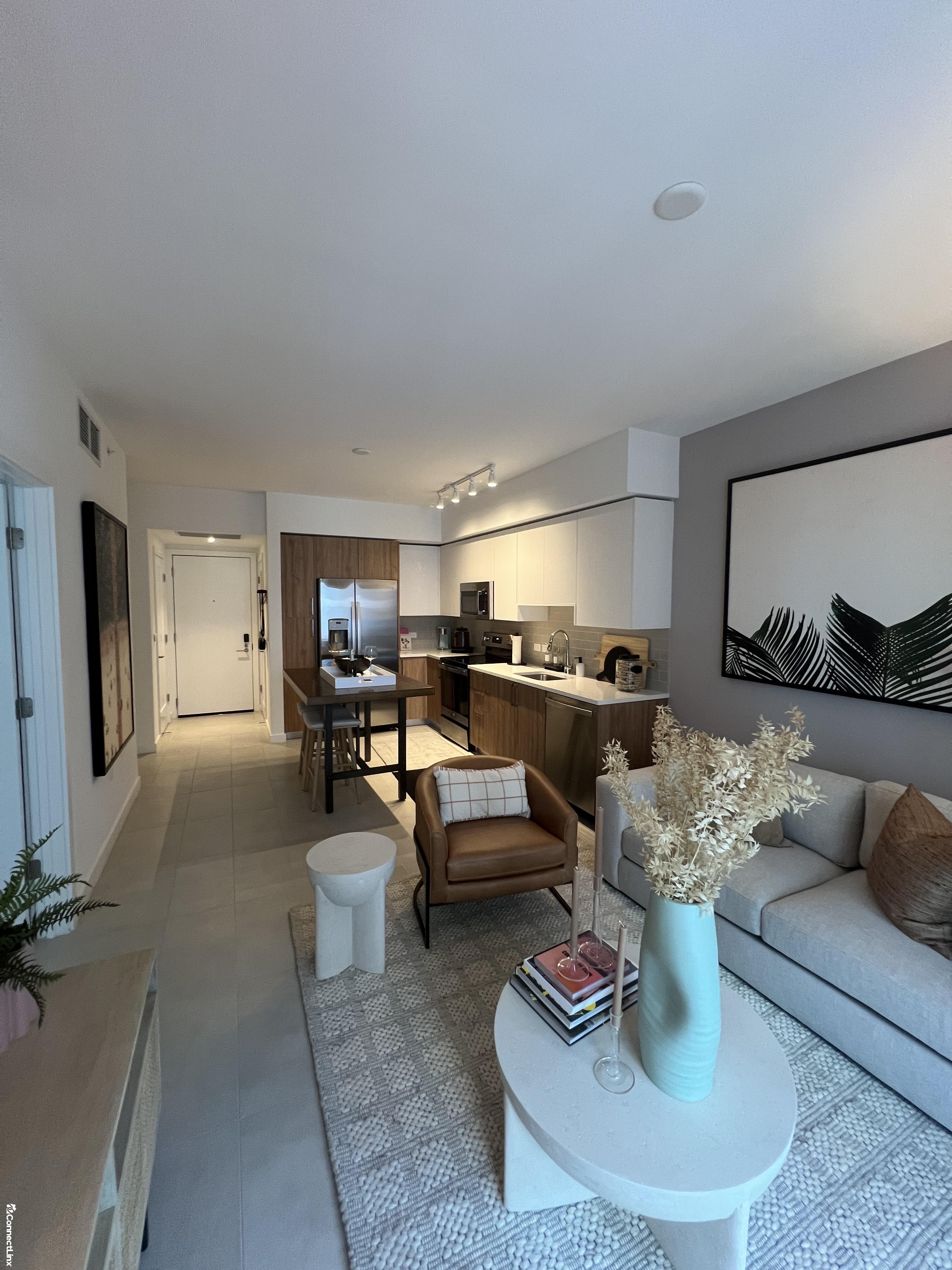 Photo 7 of 1 bed apartment in Miami