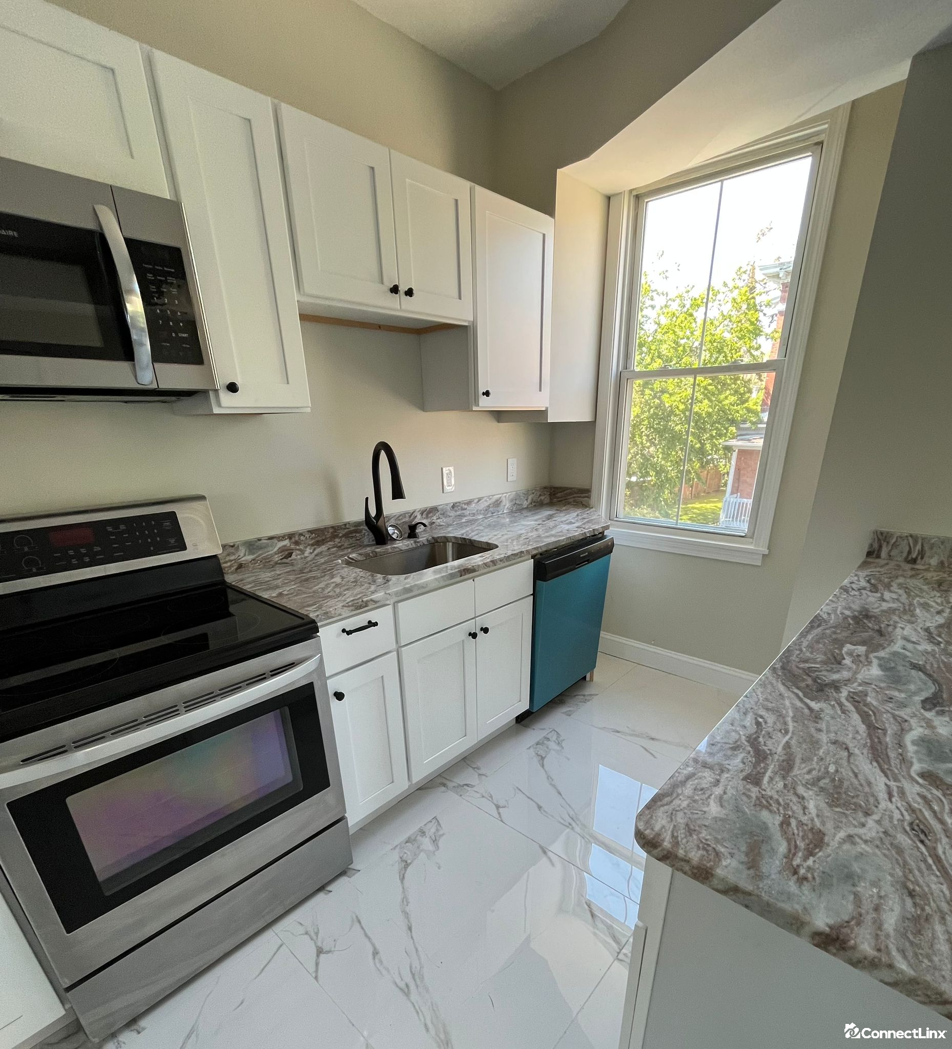 Photo 5 of 1 bed apartment in New Haven