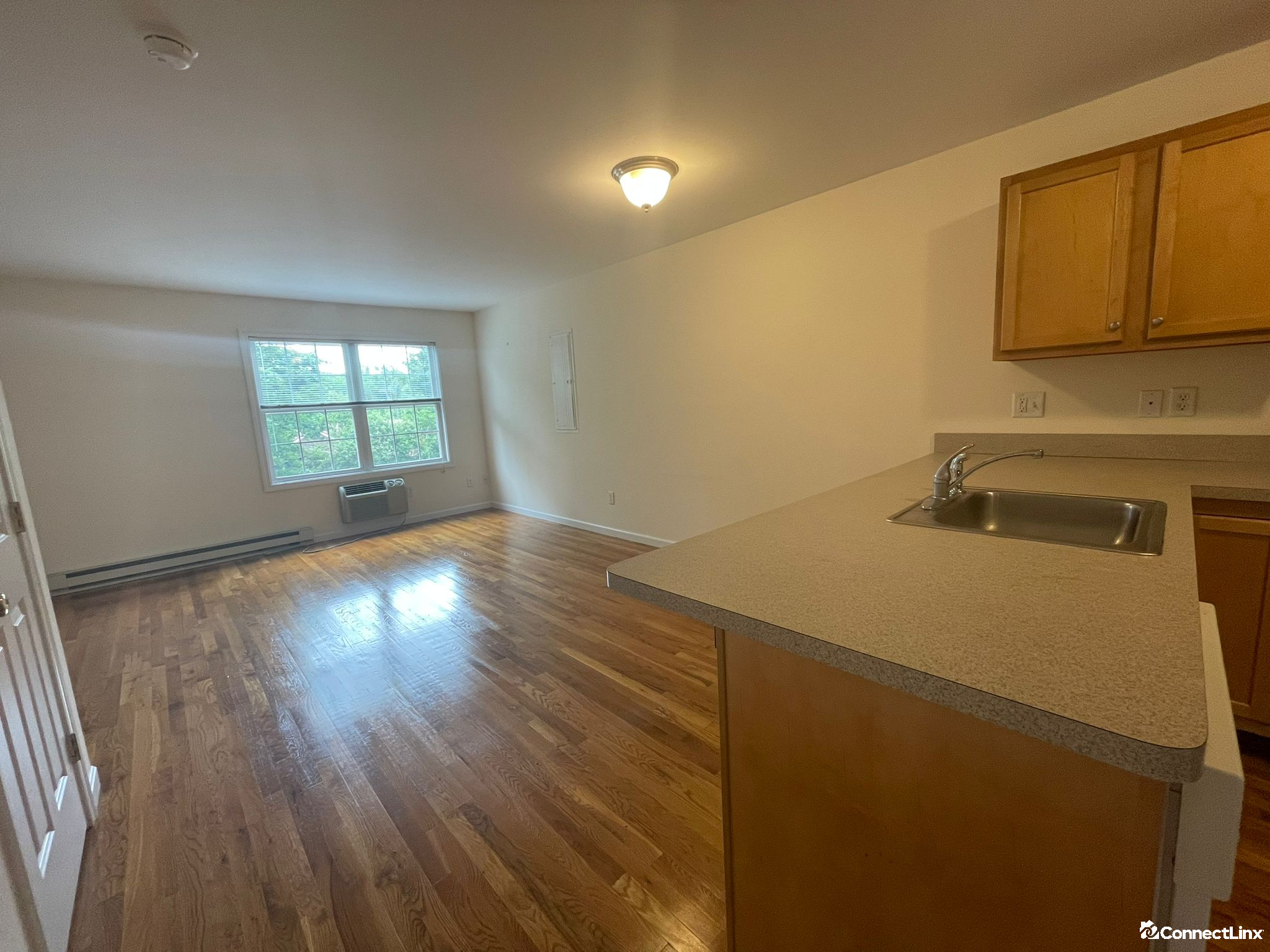 Photo 2 of 1 bed apartment in Wallingford