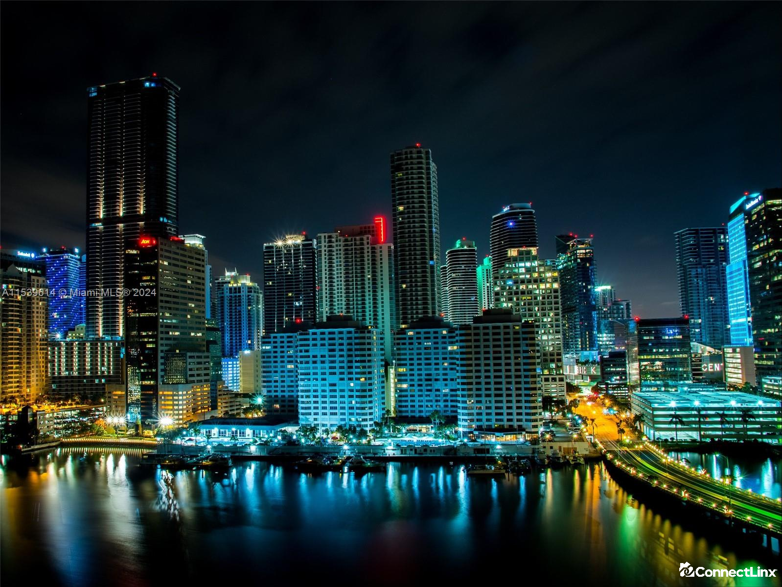 Photo 4 of 2 bed condo in Miami