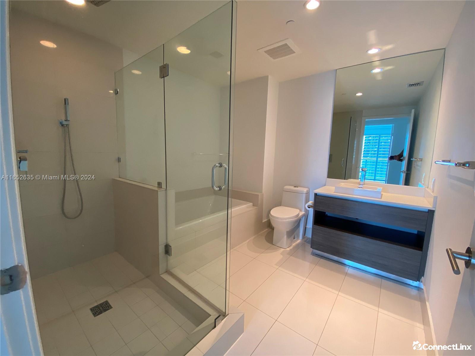 Photo 6 of 1 bed condo in Miami