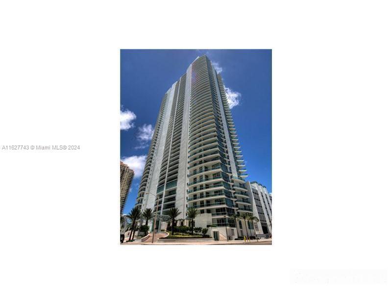 Photo 5 of 1 bed condo in Miami