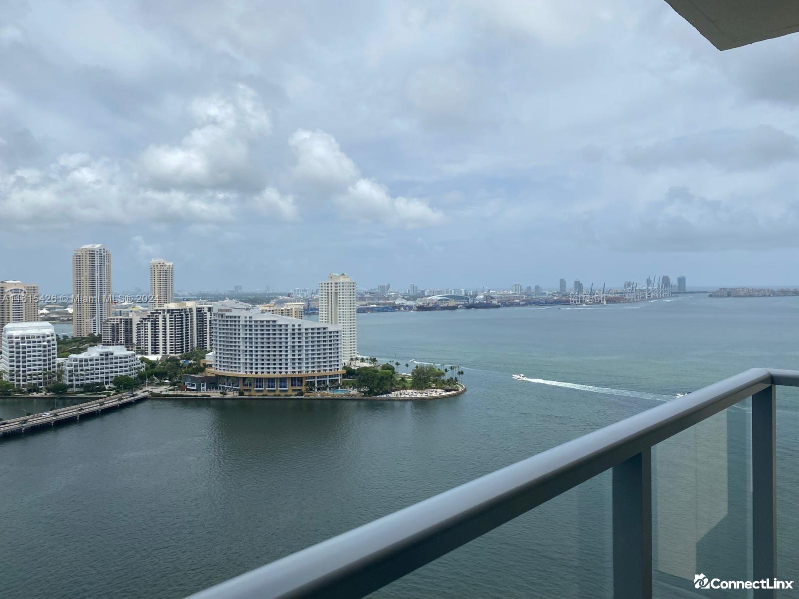 Photo 7 of 2 bed condo in Miami