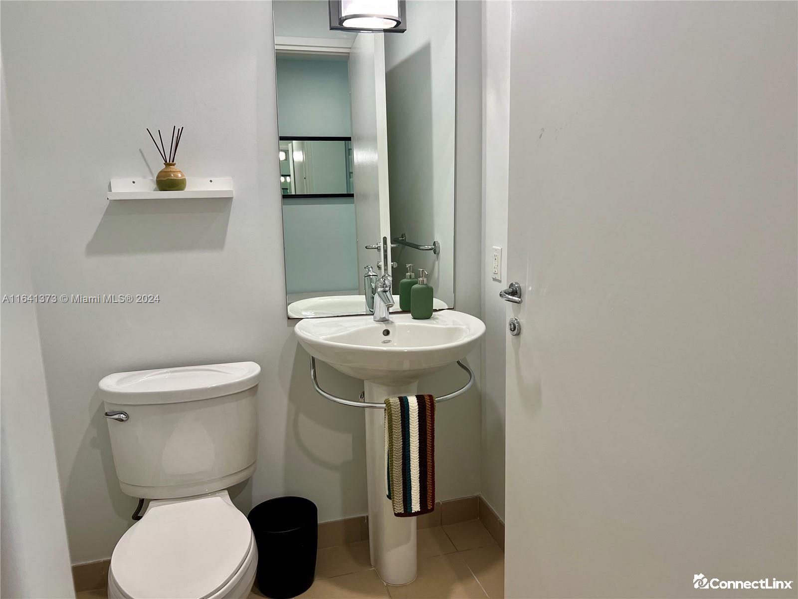 Photo 8 of 1 bed condo in Miami