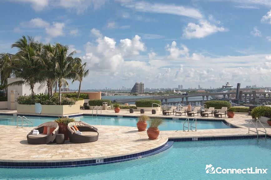 Photo 7 of 2 bed condo in Miami