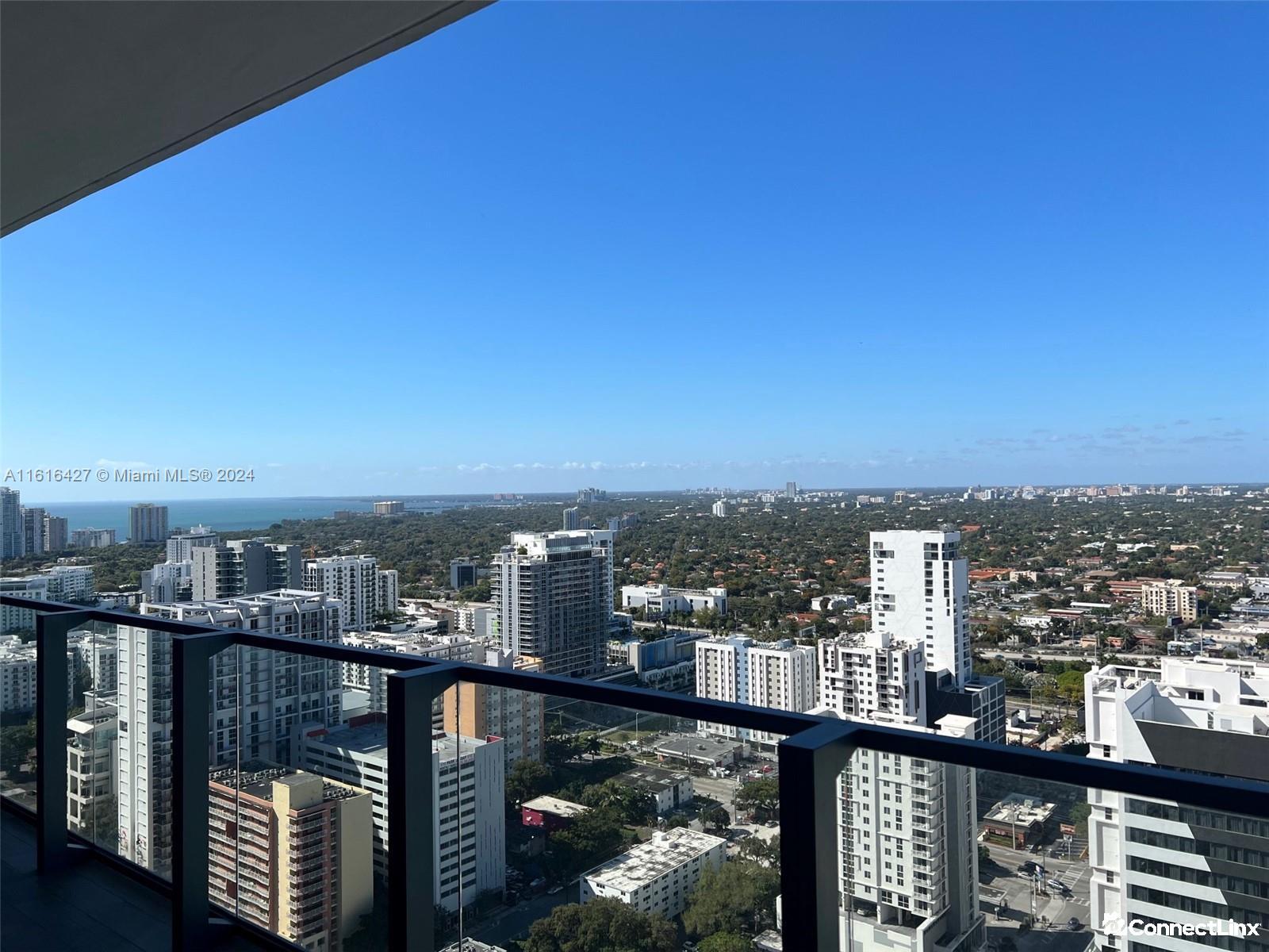 1 Bed Condo in Brickell, Miami