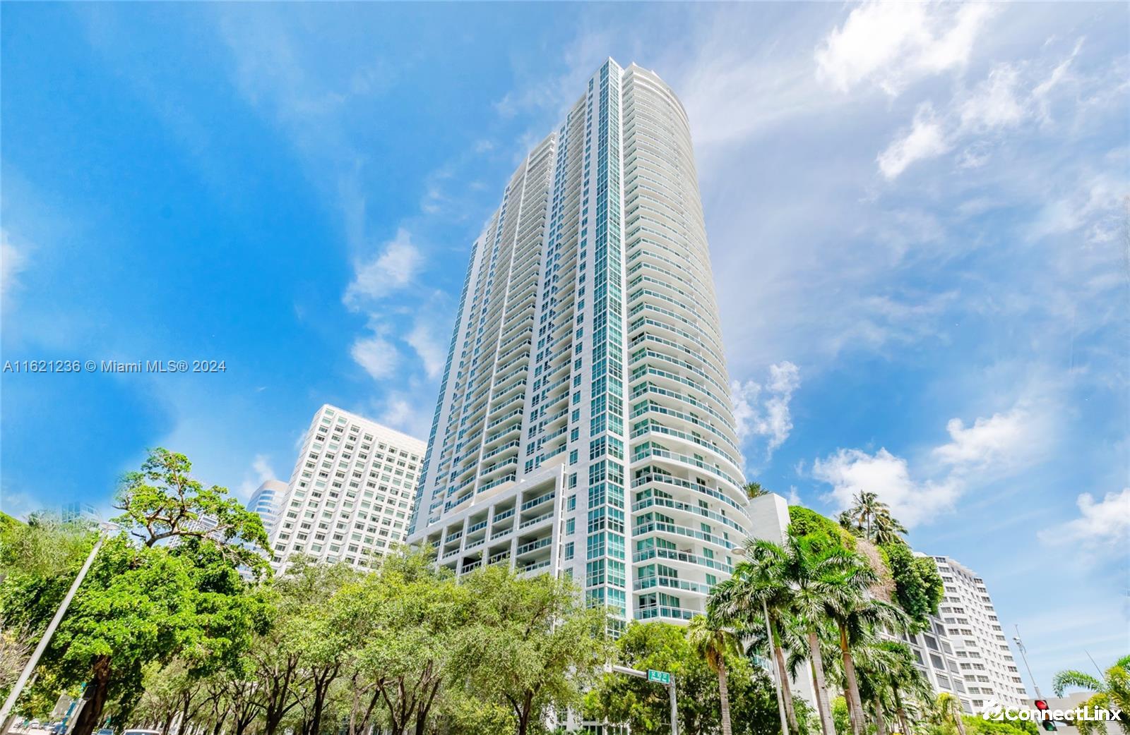 Photo 5 of 2 bed condo in Miami