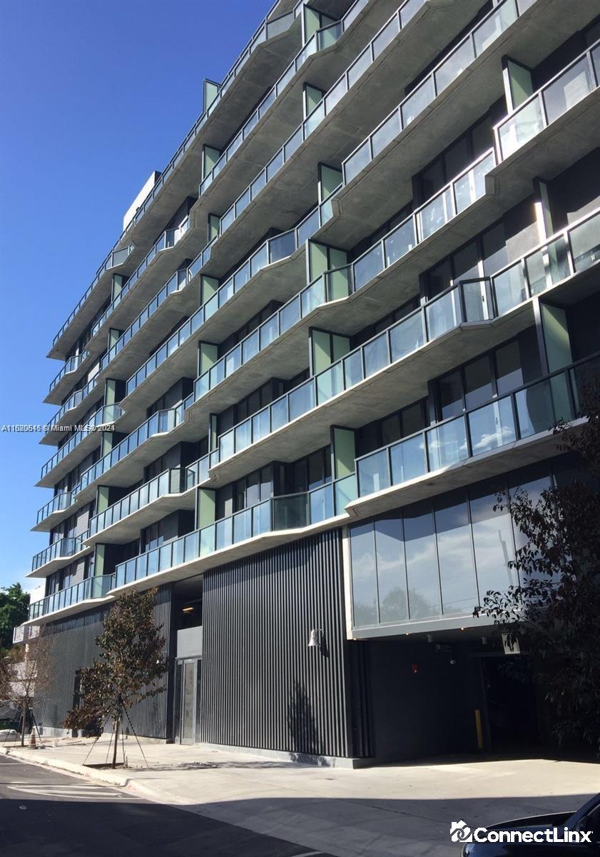 1 Bed Condo in Brickell, Miami
