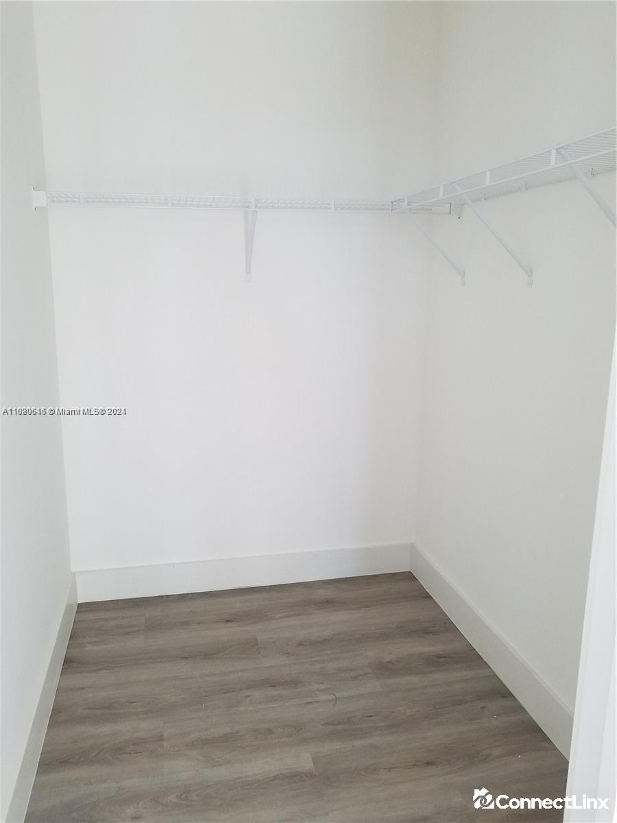 Photo 2 of 1 bed condo in Miami
