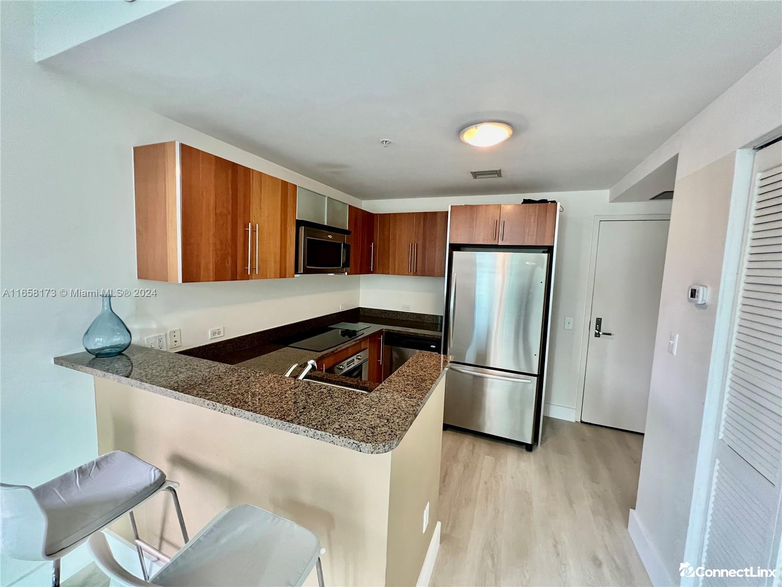 Photo 4 of 1 bed condo in Miami