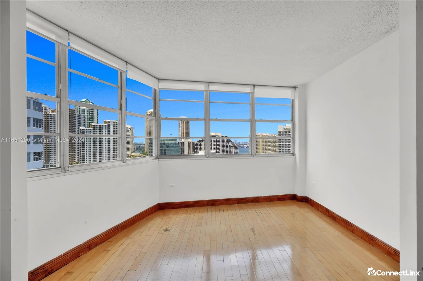 Photo 6 of 1 bed condo in Miami