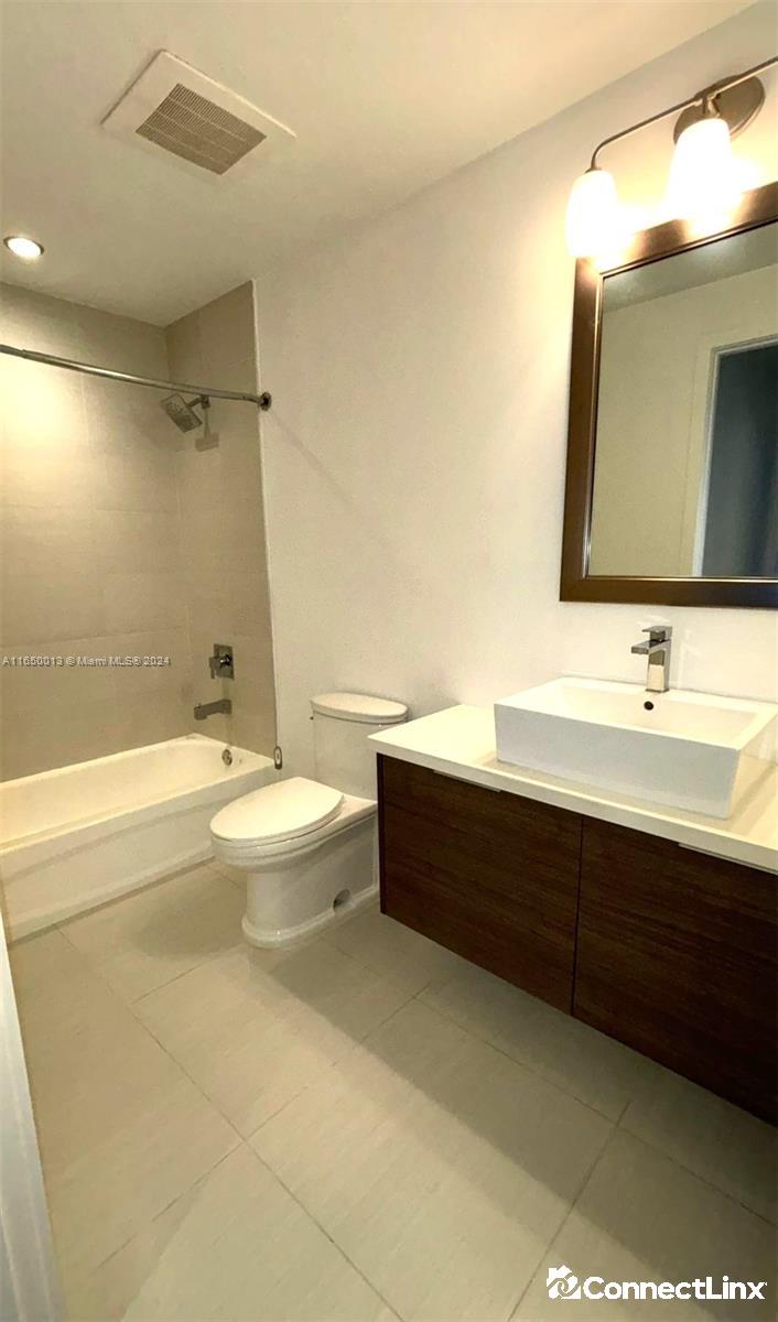 Photo 8 of 1 bed condo in Miami
