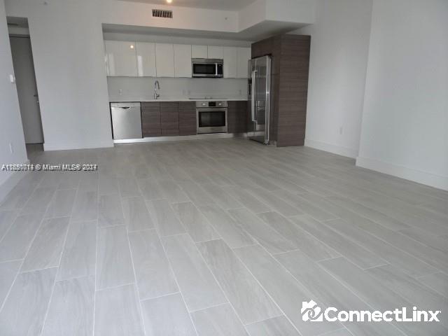 Photo 7 of 1 bed condo in Miami