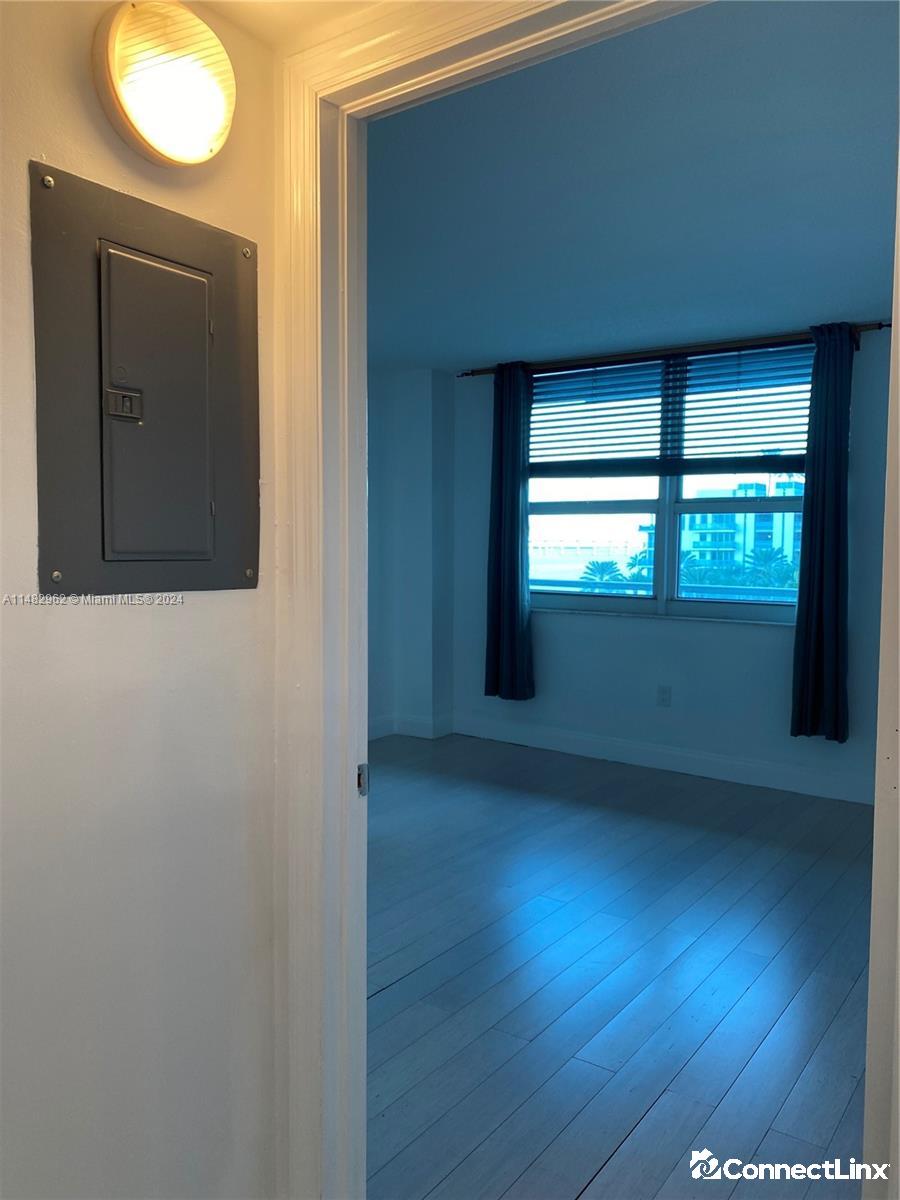 Photo 3 of 1 bed condo in Miami