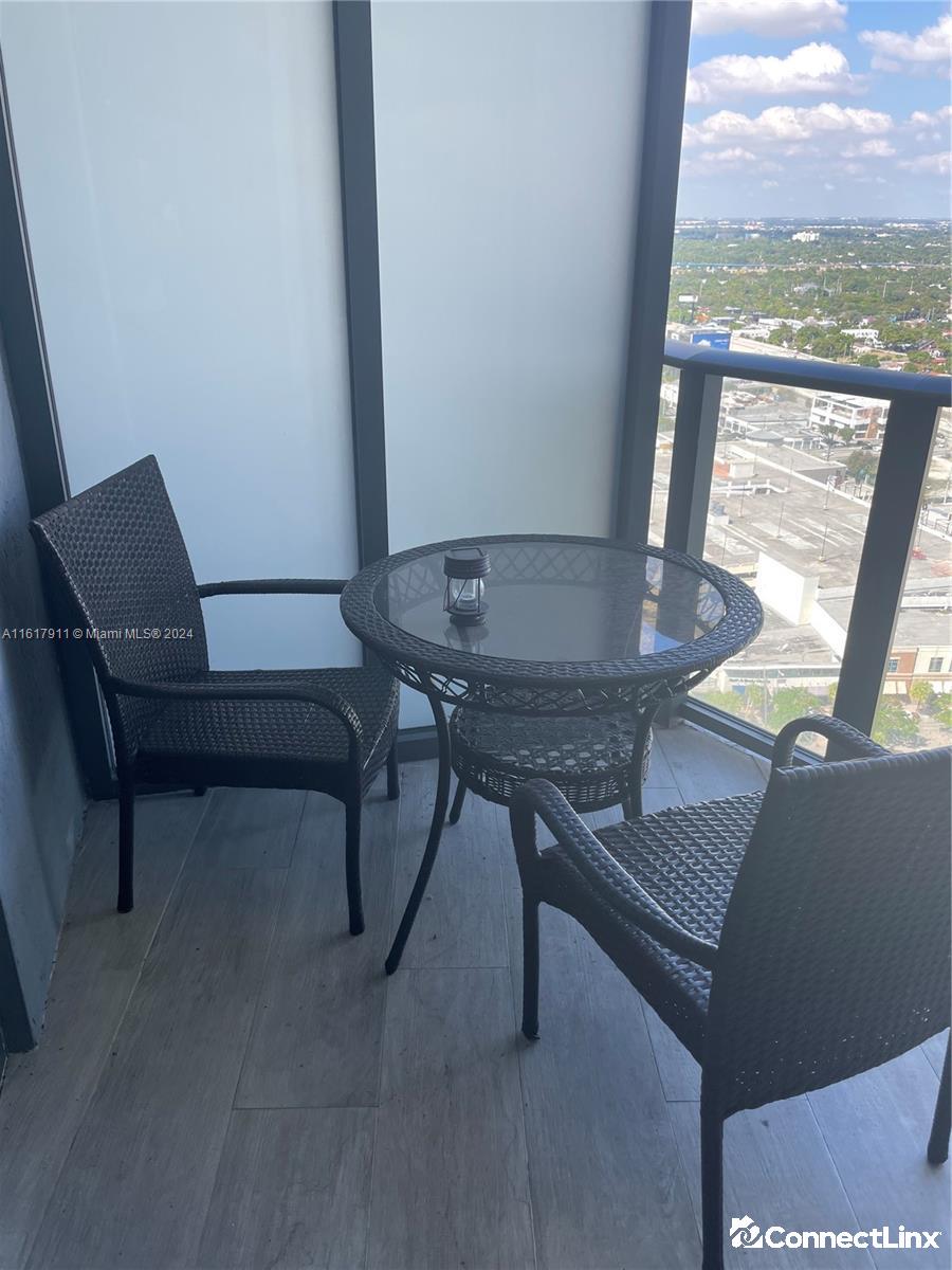 Photo 5 of 1 bed condo in Miami
