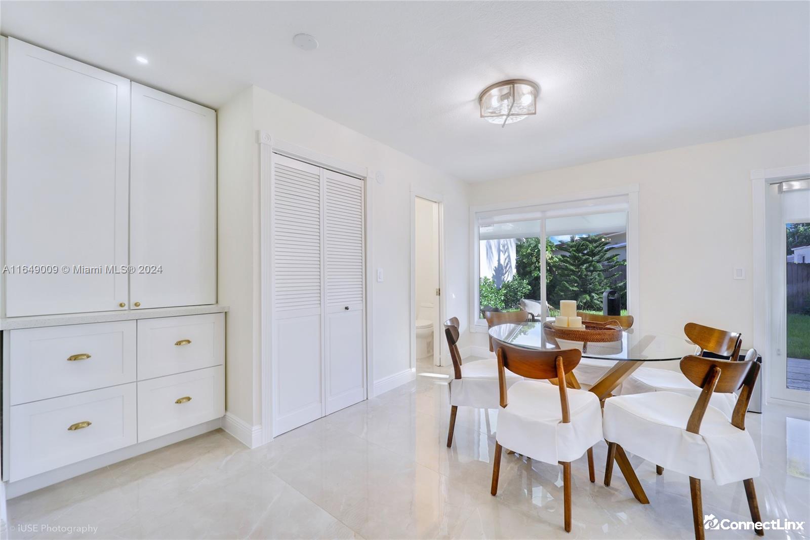 Photo 7 of 3 bed single family home in Coral Gables
