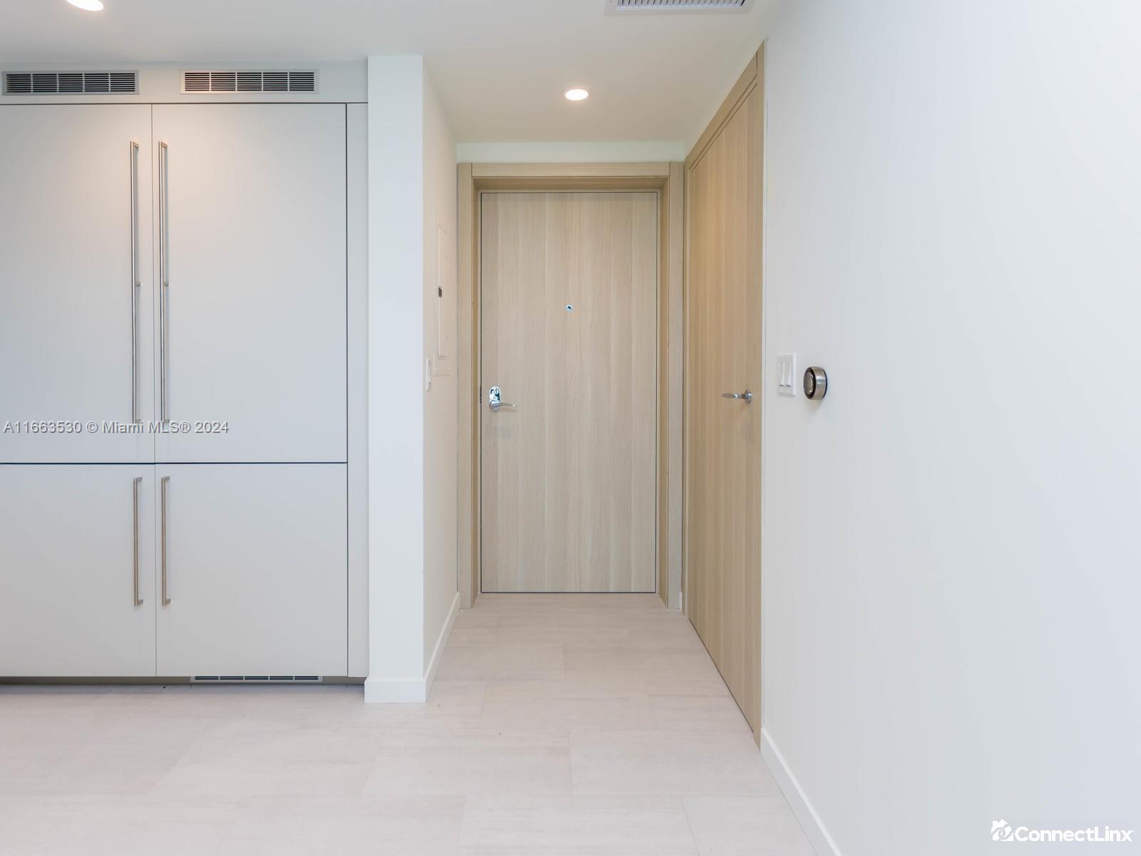 Photo 8 of 1 bed condo in Miami