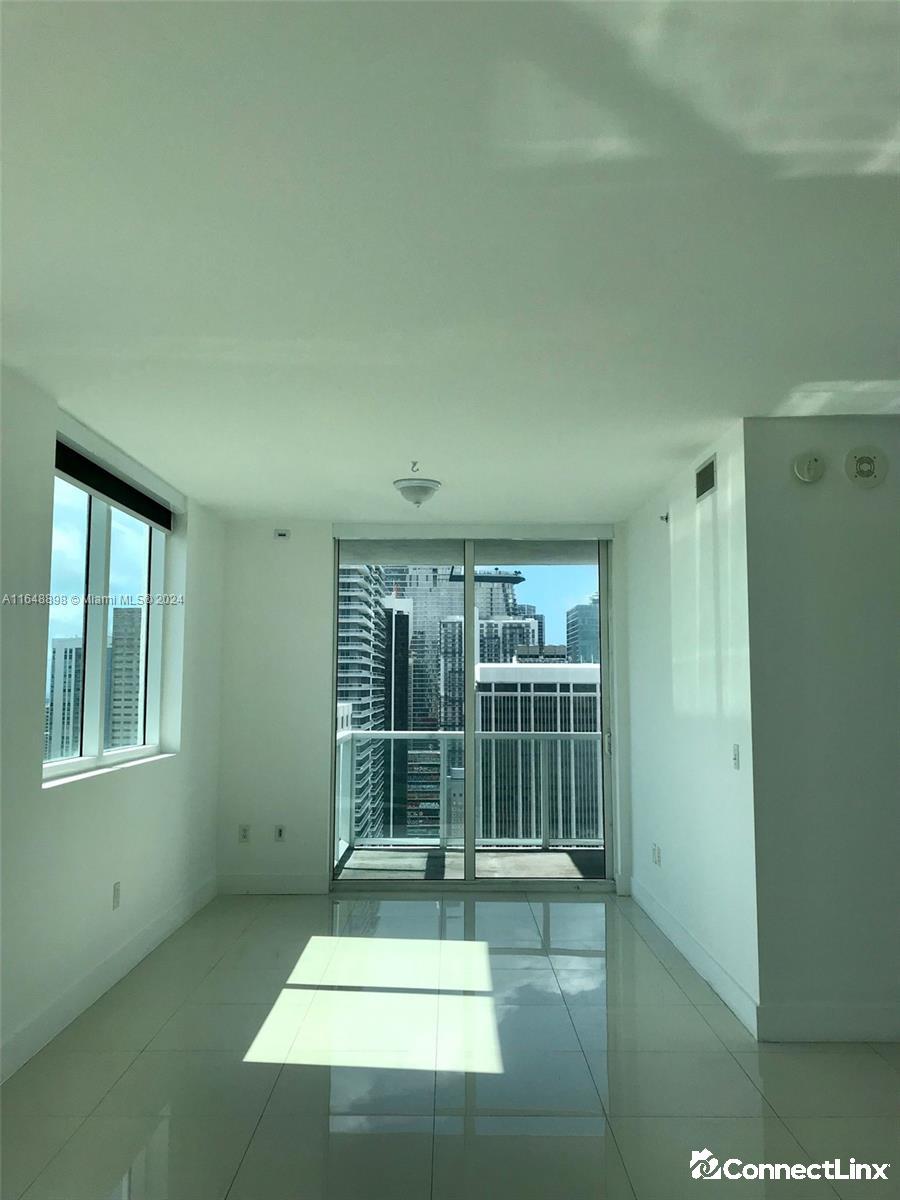 Photo 2 of 2 bed condo in Miami