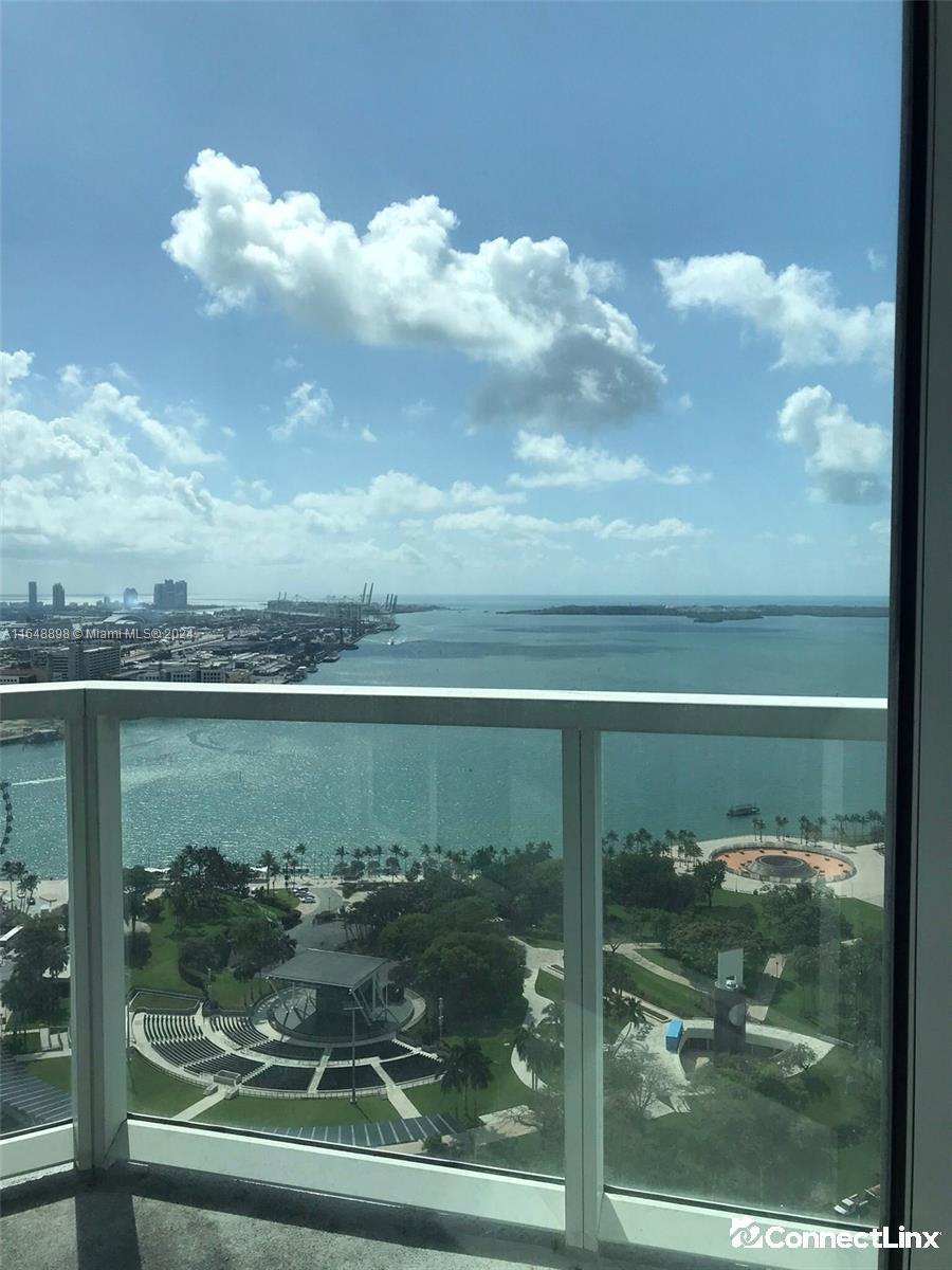 Photo 6 of 2 bed condo in Miami