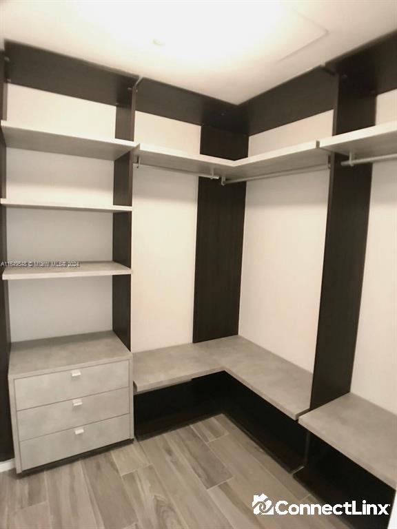 Photo 5 of 1 bed condo in Miami