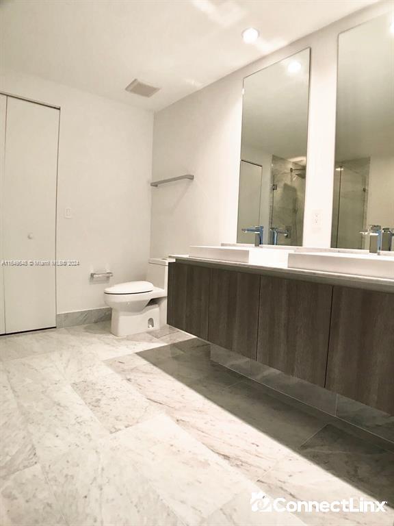 Photo 4 of 1 bed condo in Miami