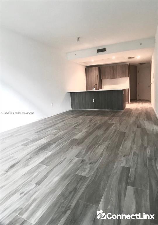 Photo 8 of 1 bed condo in Miami