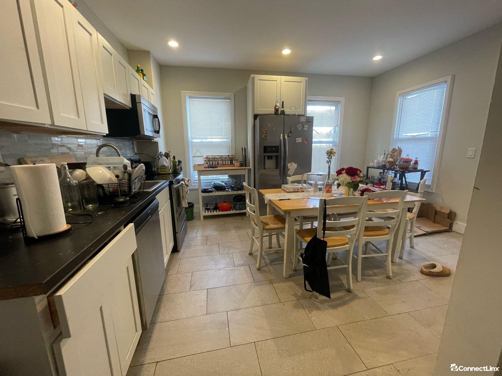 3 bed Apartments in New Haven