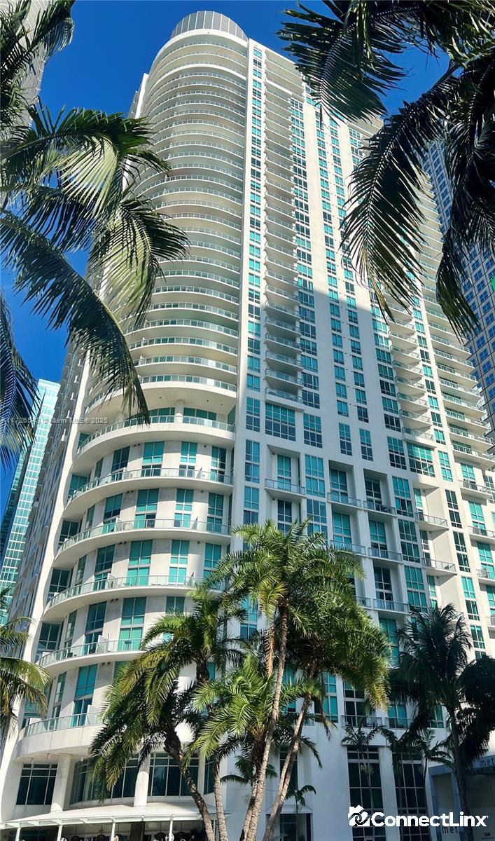 Photo 8 of 2 bed condo in Miami