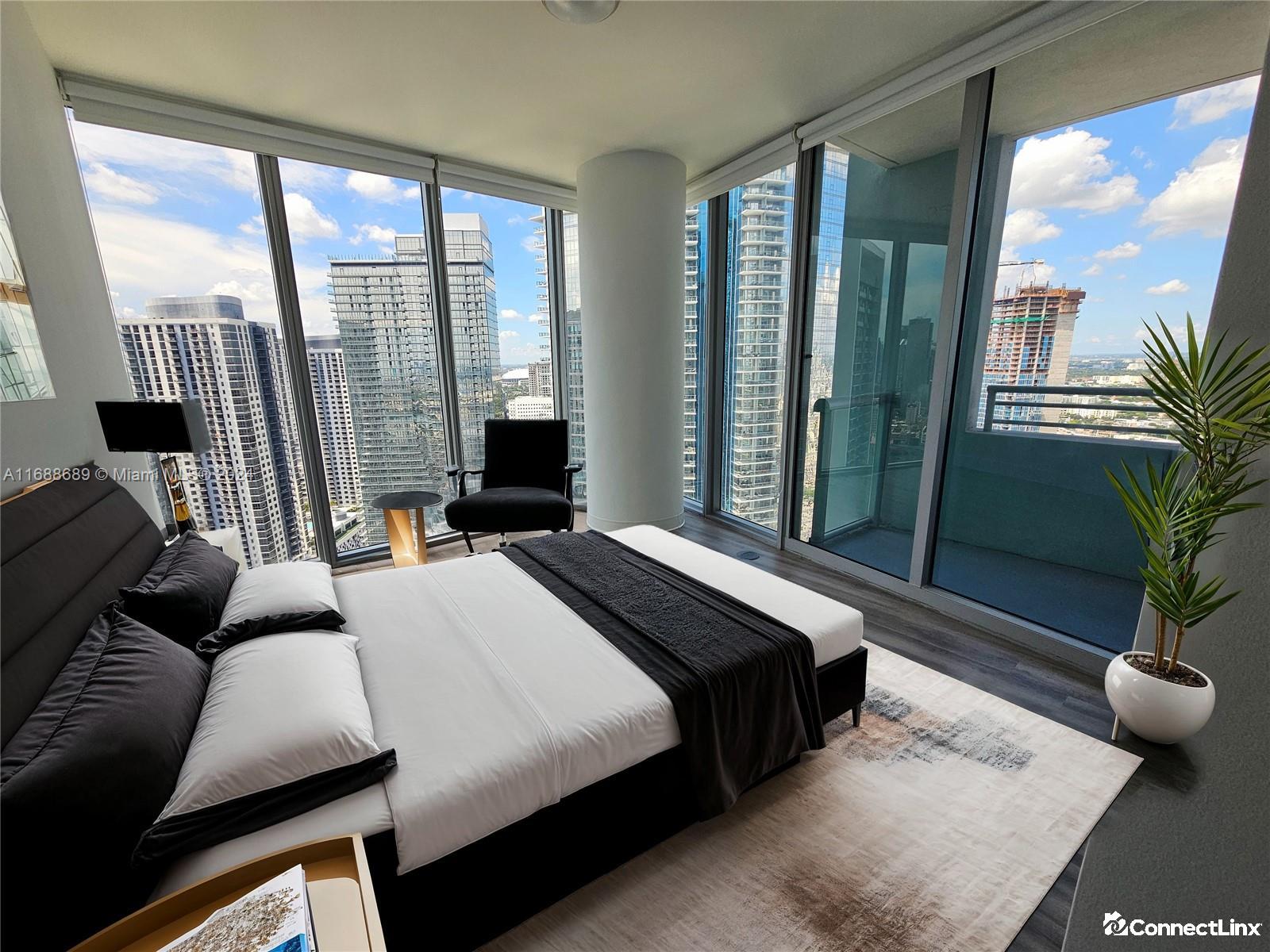 Photo 7 of 2 bed condo in Miami