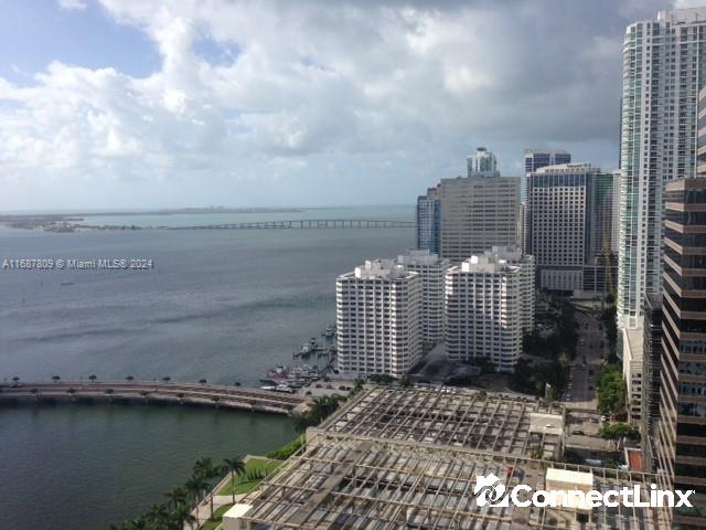 Photo 6 of 2 bed condo in Miami