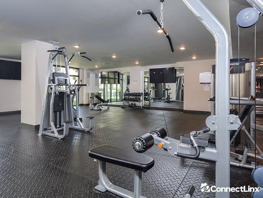 Photo 8 of 1 bed apartment in Doral