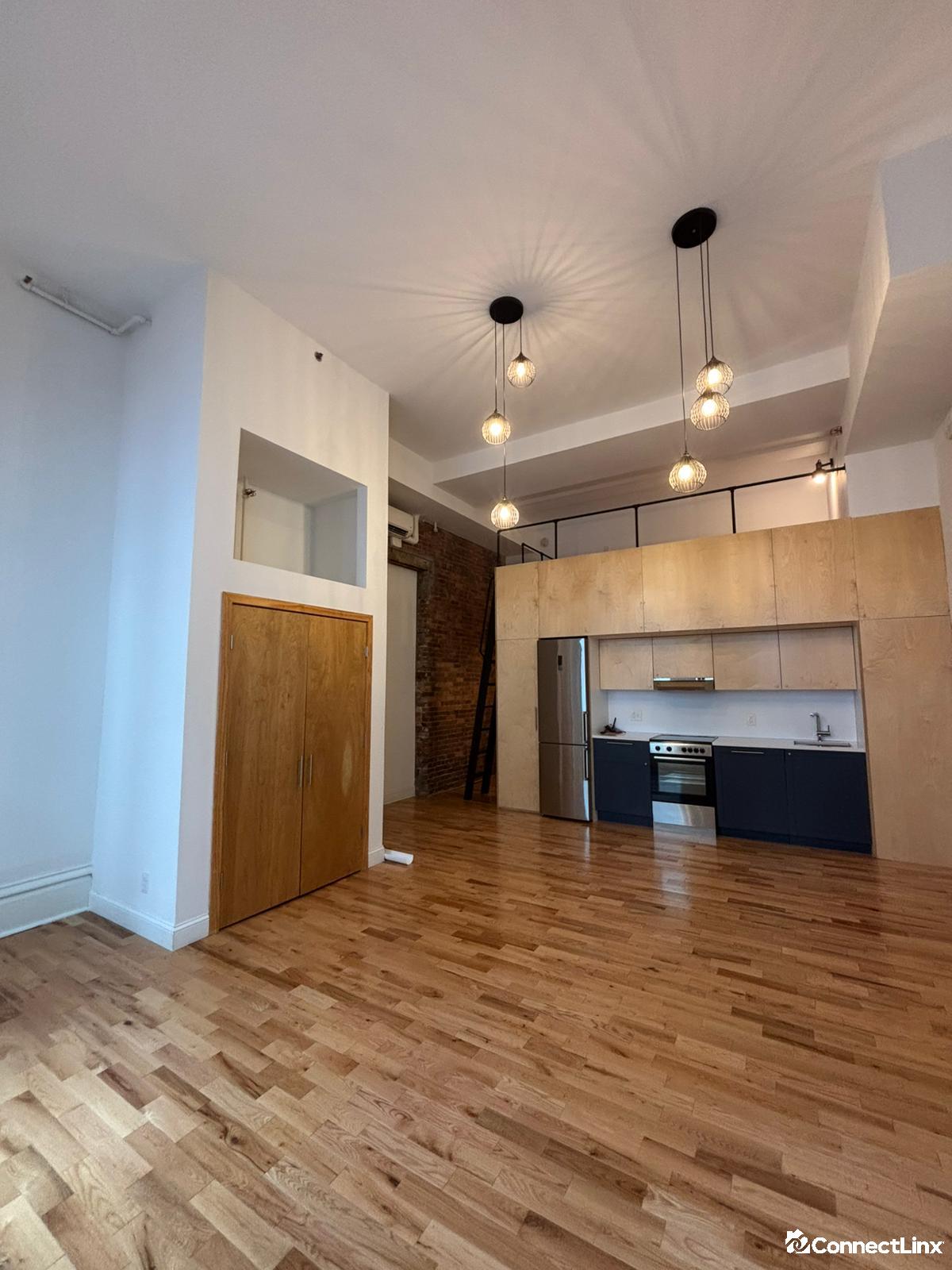 Photo 2 of apartment in New Haven