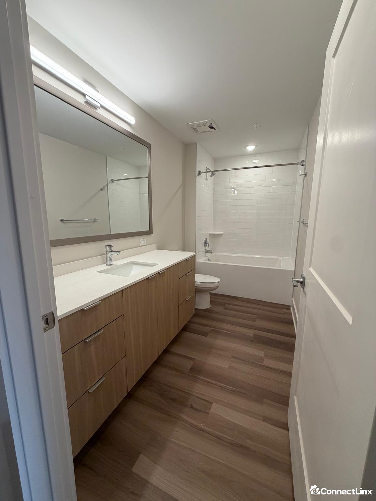 Photo 4 of 1 bed apartment in Miami