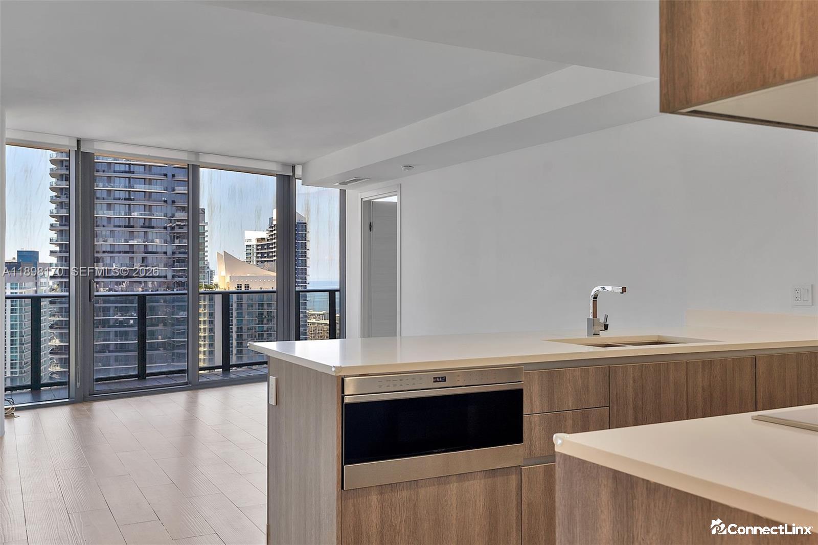 Photo 2 of 3 bed condo in Miami