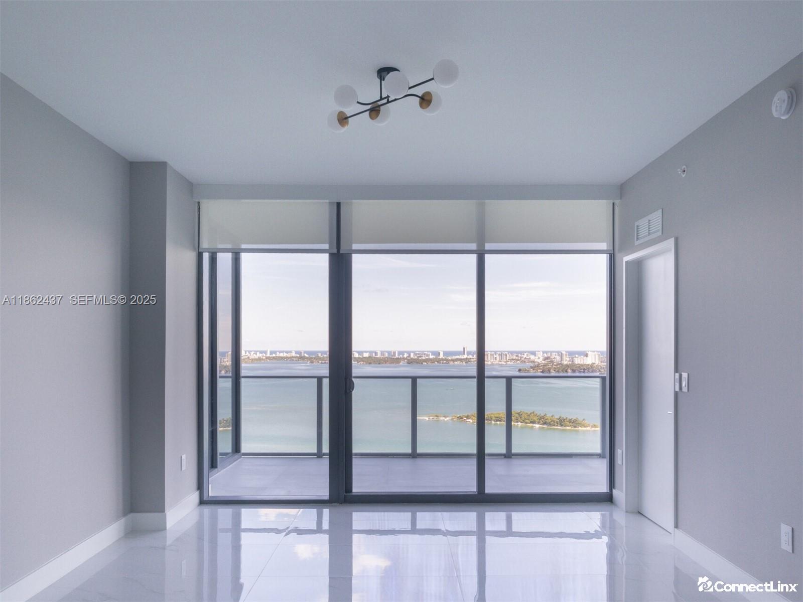 Photo 7 of 2 bed condo in Miami