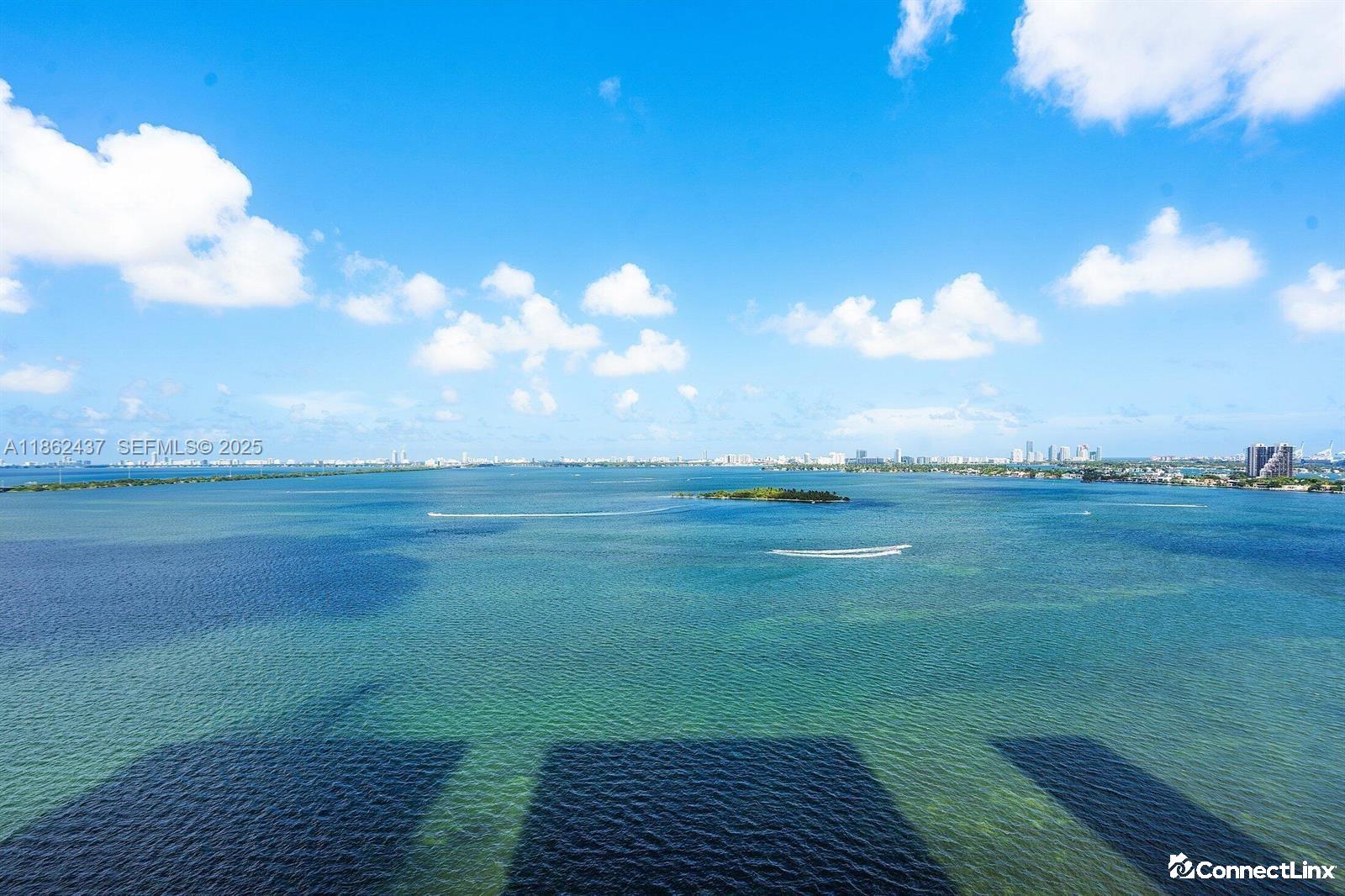 Photo 8 of 2 bed condo in Miami