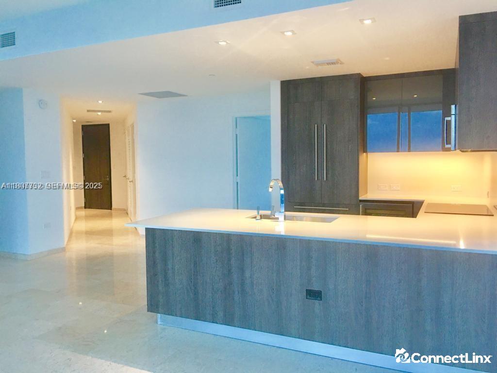 Photo 2 of 3 bed condo in Miami