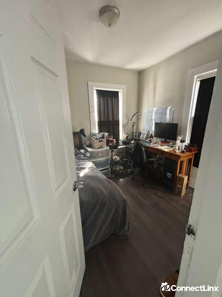 Photo 8 of 5 bed single family home in West Haven