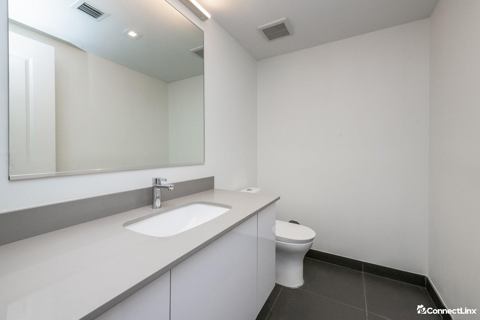 Photo 6 of 1 bed condo in Miami