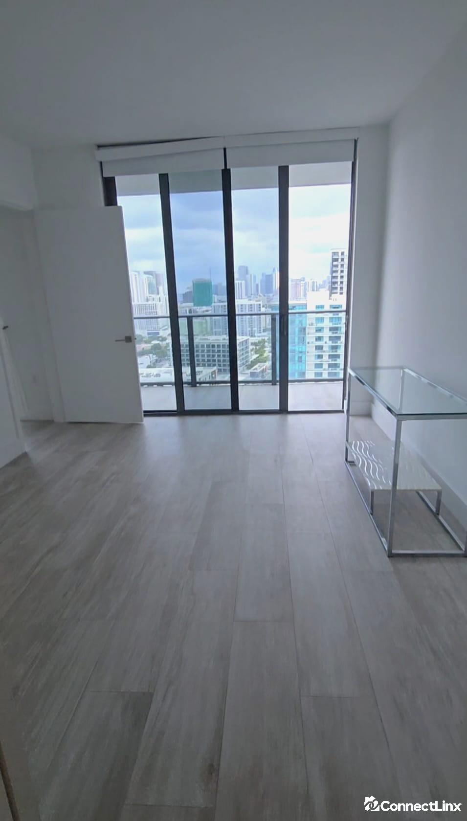 Photo 5 of 1 bed condo in Miami