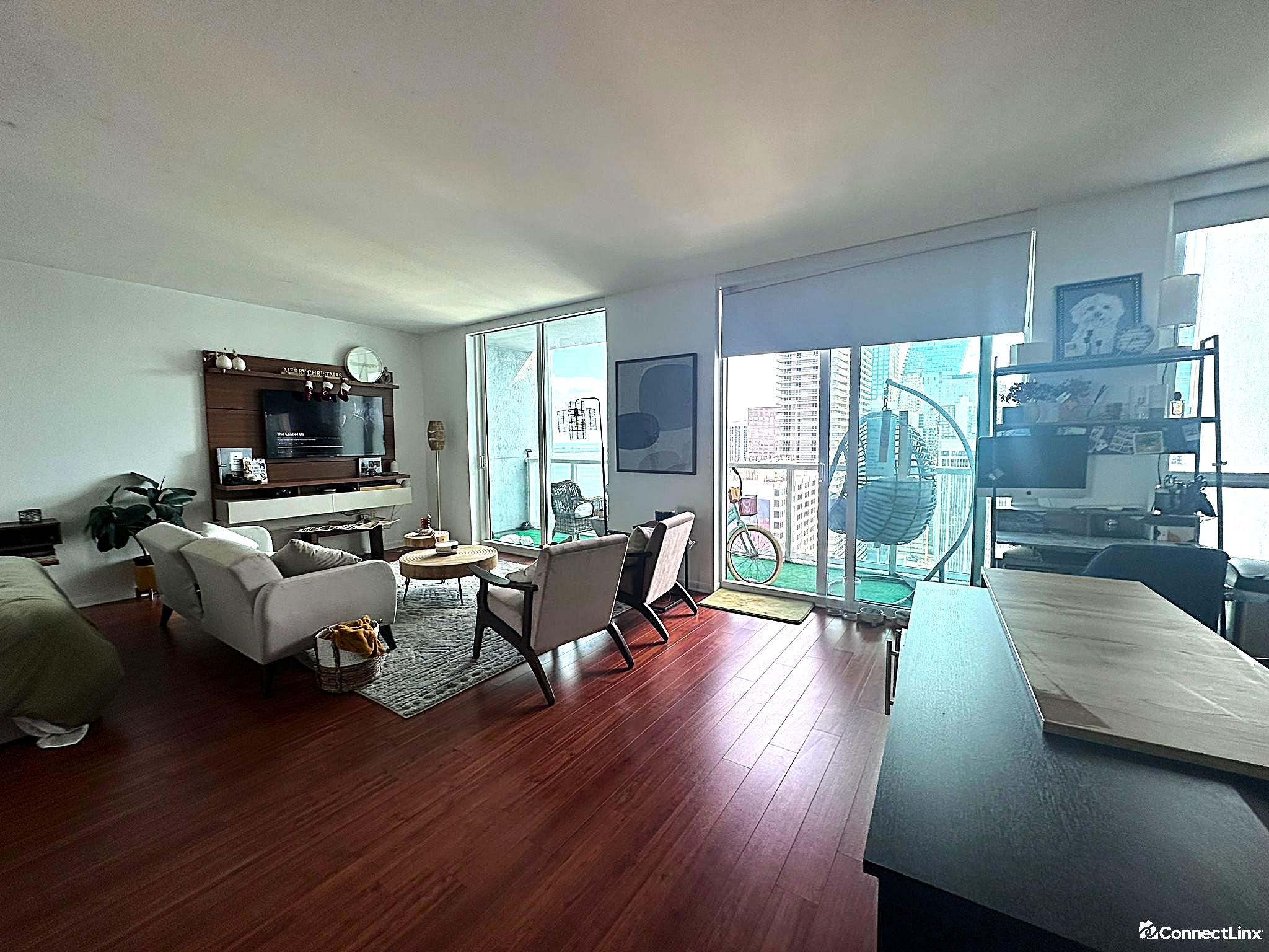 Photo 6 of condo in Miami