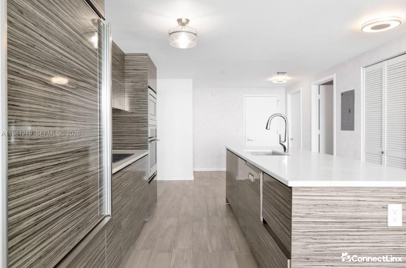 Photo 7 of 2 bed condo in Miami