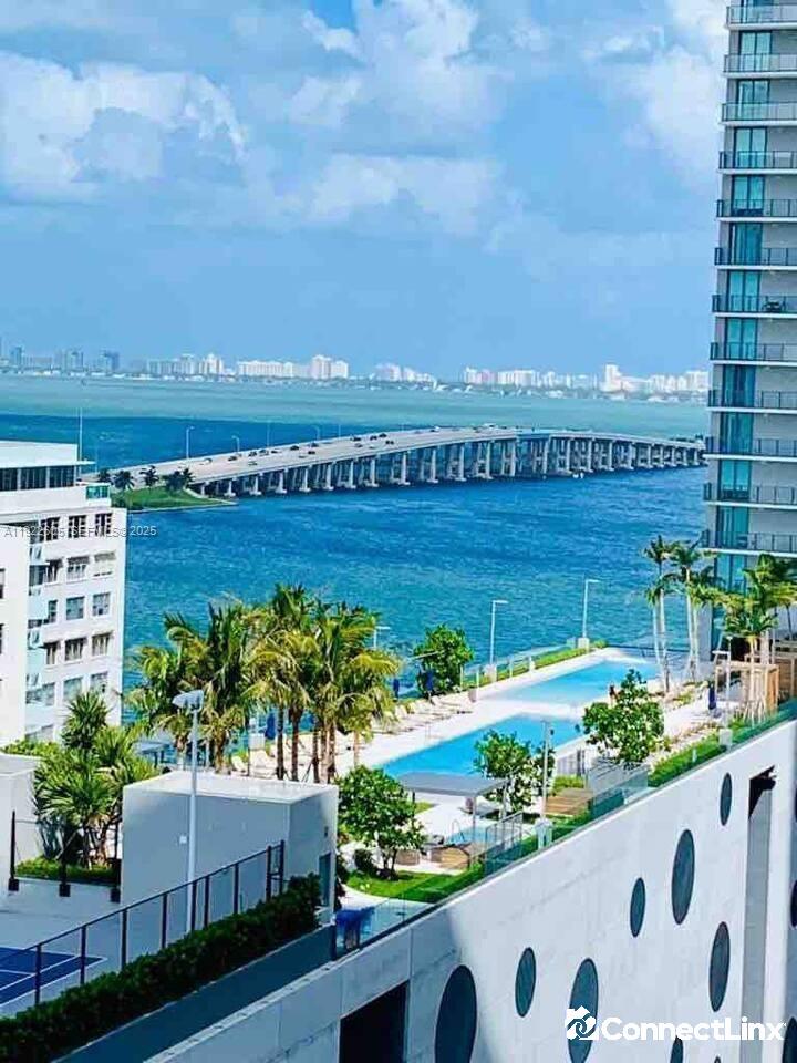 3 bed Condo in Miami