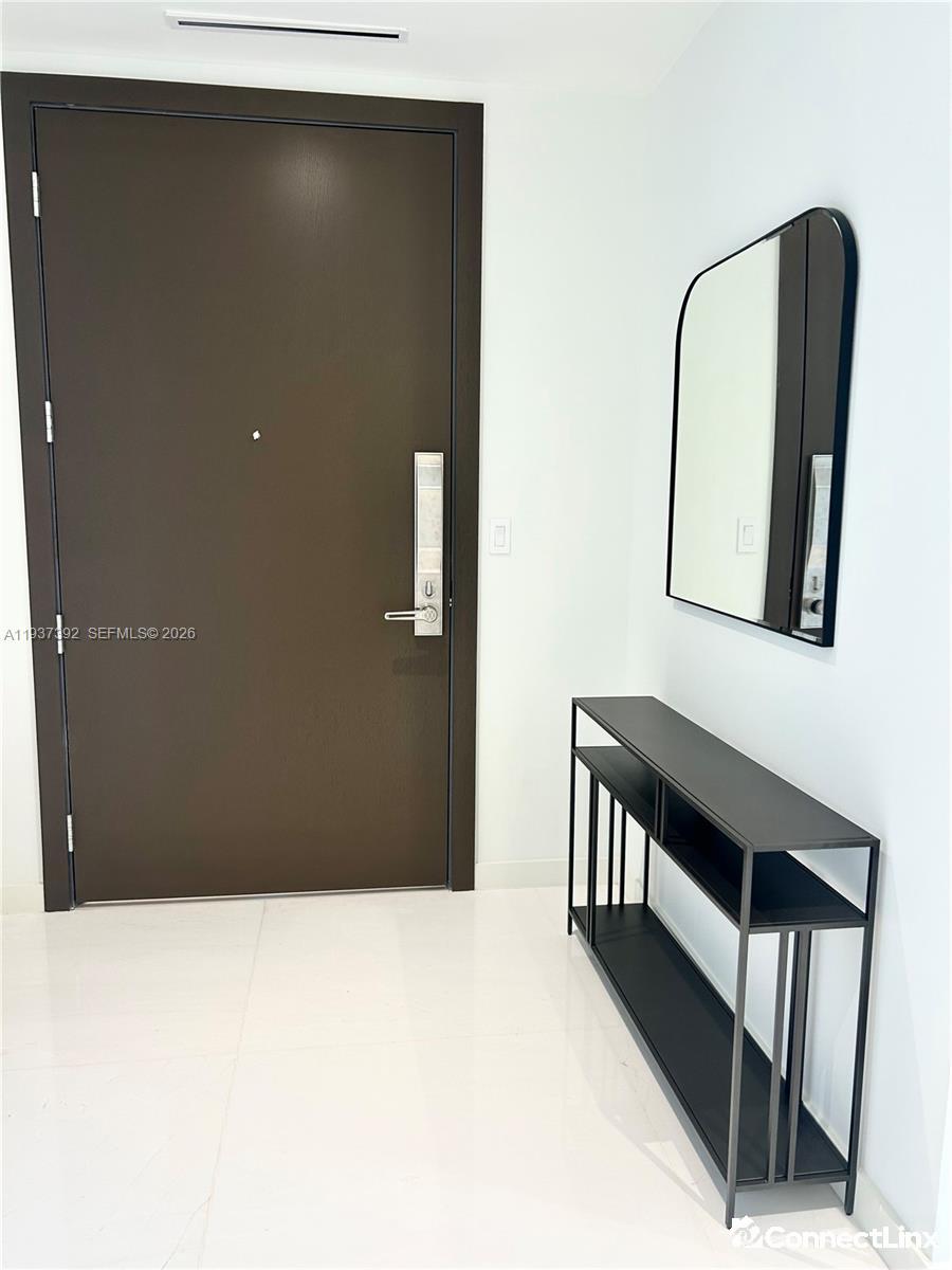 Photo 2 of 1 bed condo in Miami