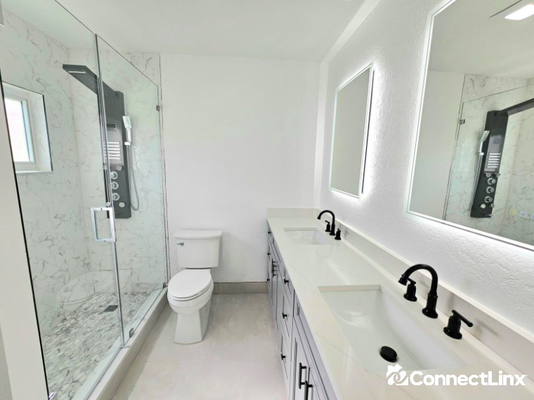 Photo 8 of 3 bed single family home in Tamarac