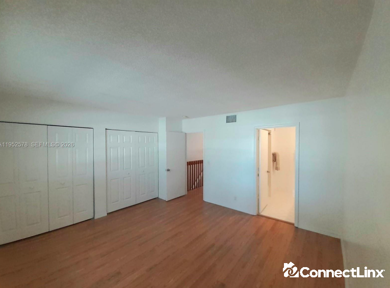 Photo 5 of 3 bed townhouse in Weston